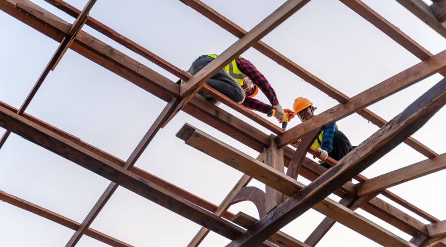 Expert new roof installation services in Aurora, MO